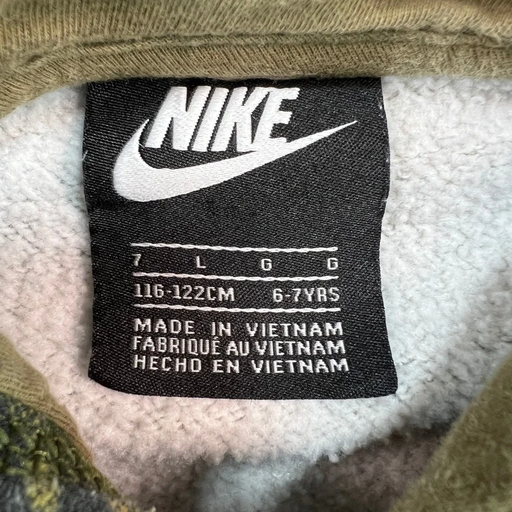 Nike Camo Green Hoodie Sweatshirt Youth Large 6-7 Y2K‎ Sporty Active Camoflage